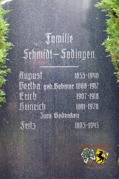 Datei:Bergelmann Friedhof Schmidt-Sodingen Andreas Janik 20141201.jpg